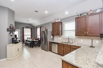 16923 Iver Ironwood Trl in Richmond, TX - Foto de edificio - Building Photo