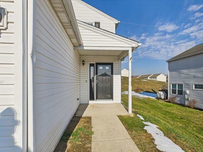 6106 MacArthur Dr in Harrisburg, PA - Building Photo - Building Photo