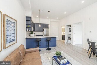 4550 Mitchell St in Philadelphia, PA - Building Photo - Building Photo