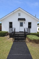 1107 Fuller St in Smithfield, NC - Building Photo