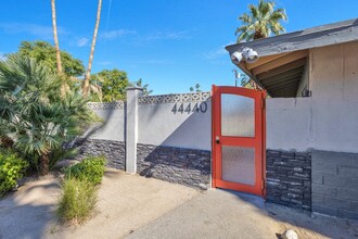 44408-44440 Acacia Dr in Palm Desert, CA - Foto de edificio - Interior Photo