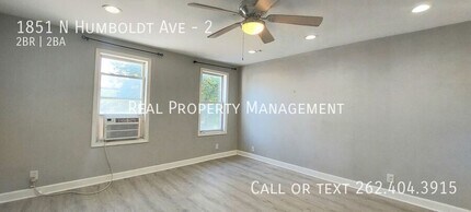 1851 N Humboldt Ave in Milwaukee, WI - Building Photo - Building Photo