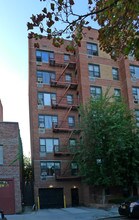 45 Bay 19th St in Brooklyn, NY - Foto de edificio - Building Photo