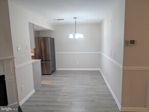 12110 Green Ledge Ct in Fairfax, VA - Building Photo - Building Photo