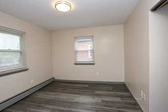 Bingham Apartments in Bristol, CT - Building Photo - Interior Photo