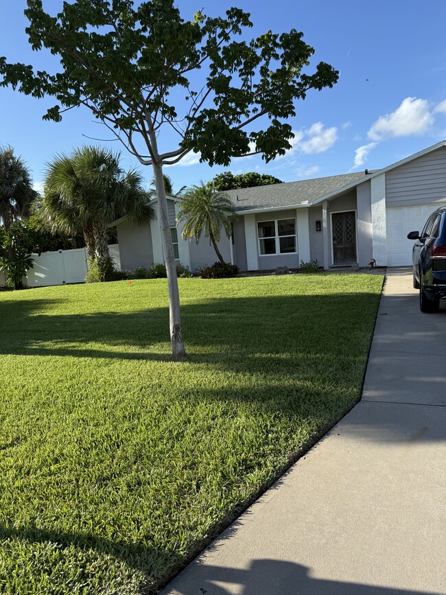 property at 190 Sea Crest Dr