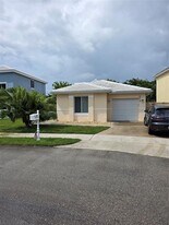 6415 Amberjack Terrace in Margate, FL - Building Photo