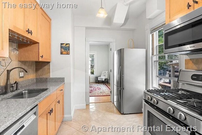 25 Highland Ave in Cambridge, MA - Building Photo - Building Photo