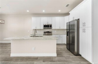 321 Neighborly Rd in La Belle, FL - Building Photo - Building Photo