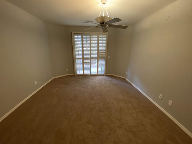 9420 San Laguna in Las Vegas, NV - Foto de edificio - Building Photo
