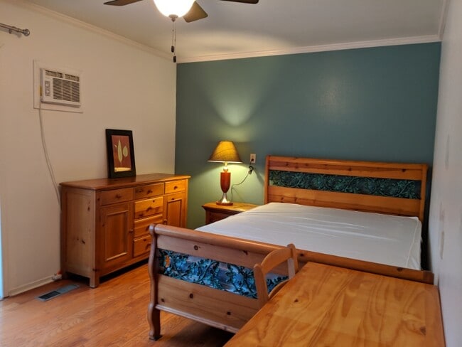 property at 1197 Yosemite Ave