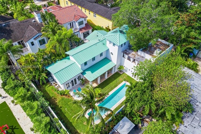 3930 Crawford Ave in Miami, FL - Building Photo - Building Photo