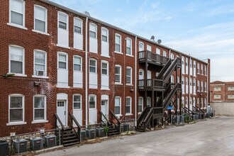 Oasis on Linwood in Kansas City, MO - Foto de edificio - Building Photo