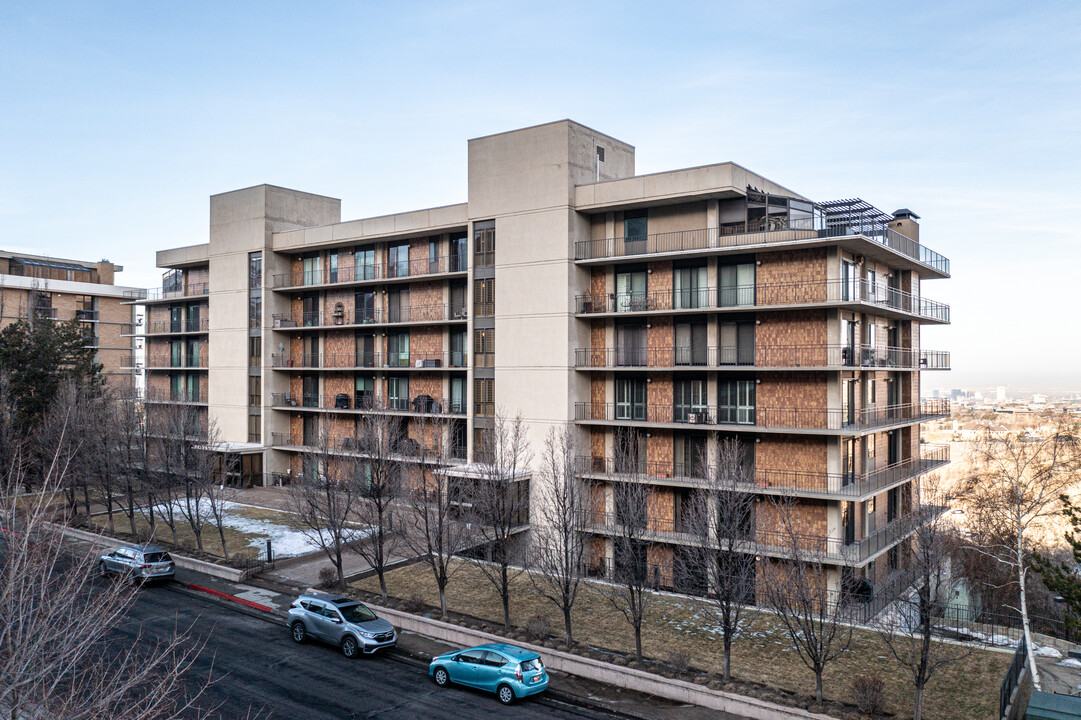 Donner Place in Salt Lake City, UT - Building Photo