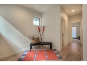 9035 17th Ave SW in Seattle, WA - Building Photo - Building Photo