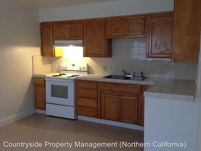 1932 Darrah St-Unit -#E in Ceres, CA - Building Photo - Building Photo