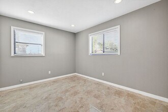 1303 SW 16th Terrace in Cape Coral, FL - Foto de edificio - Building Photo