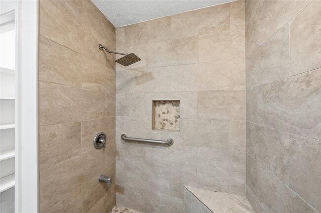 property at 2303 Keyhole Ln