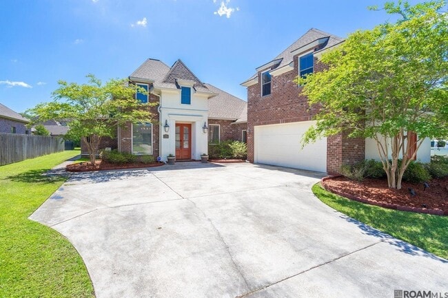9430 Magnolia Crossing Dr in Central, LA - Building Photo - Building Photo