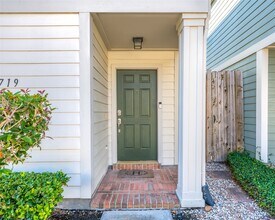 1719 Redwing Bluff Dr in Houston, TX - Building Photo - Building Photo