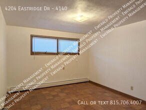 4204 Eastridge Dr in Rockford, IL - Building Photo - Building Photo