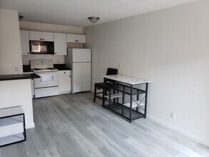 4955 Jeffreys St in Las Vegas, NV - Building Photo - Building Photo