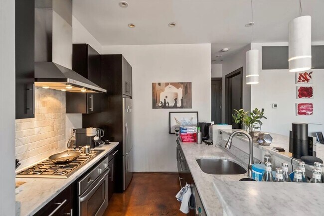 36 A St, Unit 5B in Boston, MA - Building Photo - Building Photo