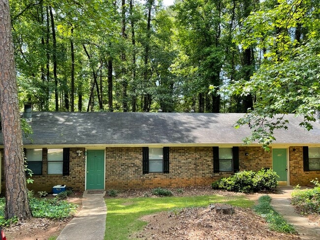 property at 112 Bayberry Ct