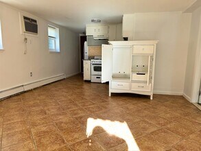 1455 43rd St, Unit 1 in North Bergen, NJ - Building Photo - Building Photo