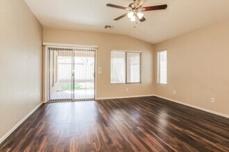 17607 W Georgia Dr in Surprise, AZ - Building Photo - Building Photo