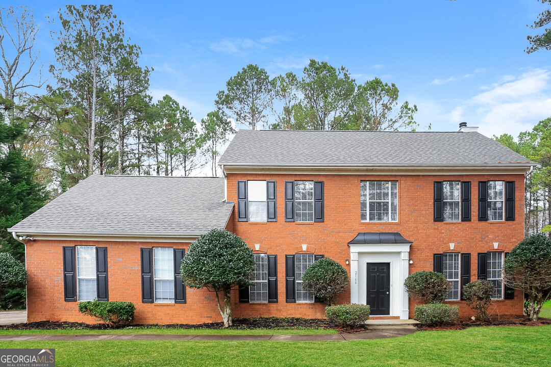 2166 Hedgerow Way in Jonesboro, GA - Building Photo