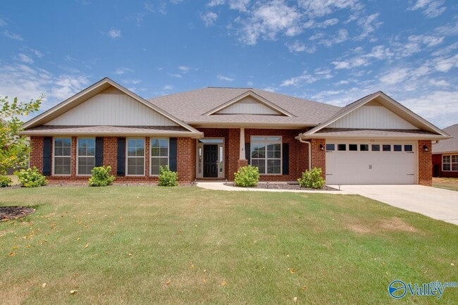 512 Summer Cove Cir NW in Madison, AL - Foto de edificio - Building Photo