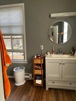 9 Kings Hwy E in Haddonfield, NJ - Building Photo