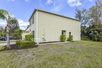 1623 Primo Ct in Holly Hill, FL - Building Photo - Building Photo