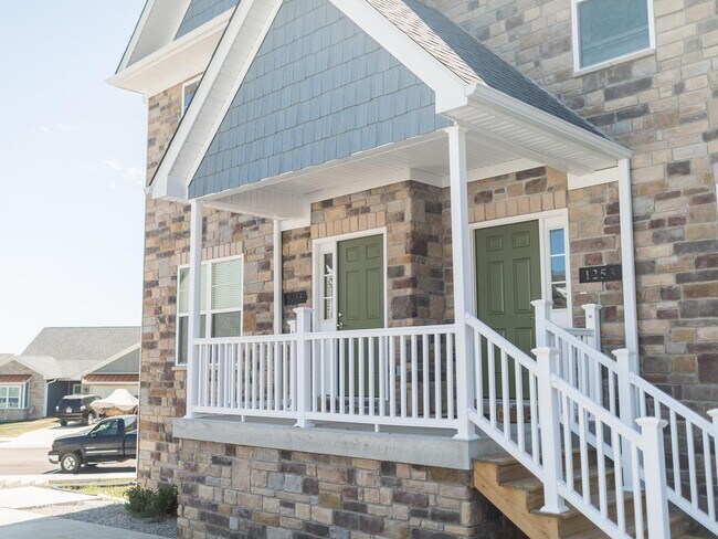 1261 W Rangeview Cir in Bloomington, IN - Building Photo - Building Photo