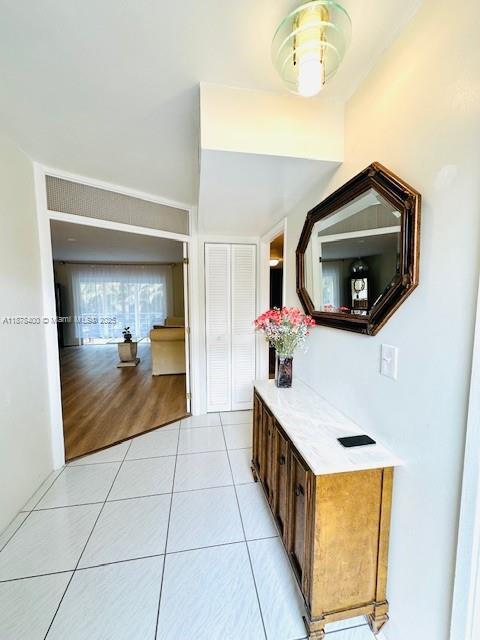 500 NE 14th Ave in Hallandale Beach, FL - Building Photo - Building Photo