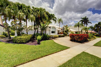 10252 Shireoaks Ln in Boca Raton, FL - Foto de edificio - Building Photo