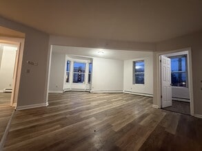 300 Morton Ave in Albany, NY - Building Photo - Building Photo