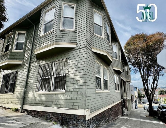 1401 Mariposa St in San Francisco, CA - Building Photo - Building Photo