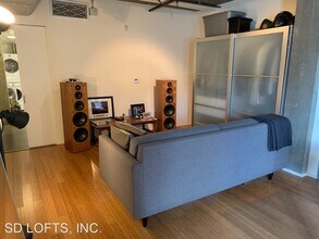 750 W Fir St in San Diego, CA - Foto de edificio - Building Photo