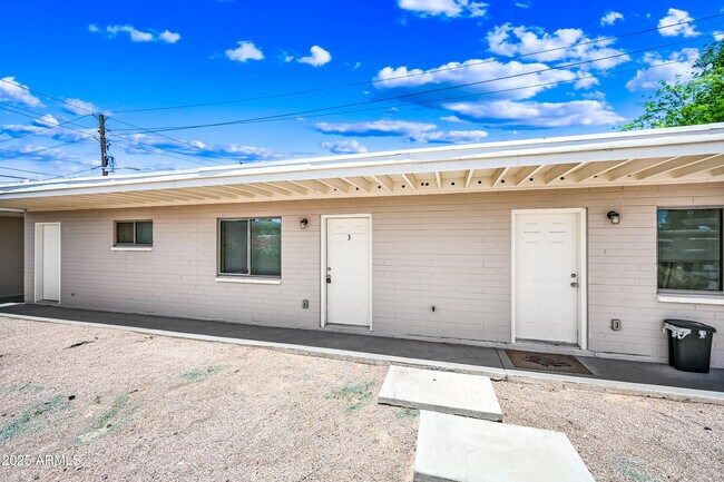 property at 3949 E Earll Dr