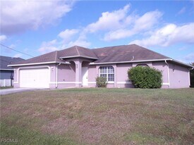 845 Wolverine St E in Lehigh Acres, FL - Building Photo