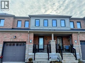 148 Crafter Cres in Hamilton, ON - Building Photo