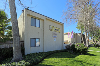 9146-9152 Kenwood Dr in Spring Valley, CA - Building Photo - Building Photo