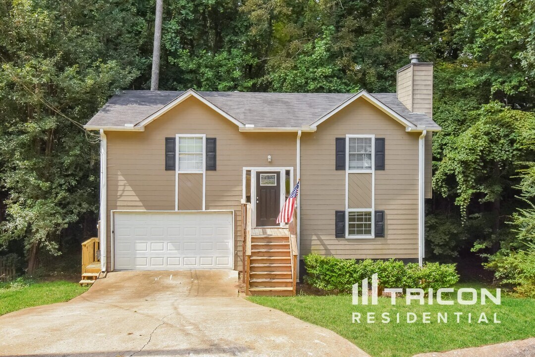 305 Denae Ct in Canton, GA - Building Photo