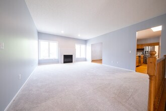 16920 81st Pl N in Osseo, MN - Building Photo - Building Photo