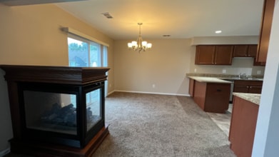 14445 Shadywood Dr in Sterling Heights, MI - Building Photo - Building Photo