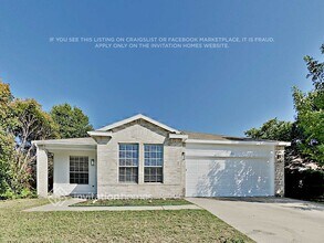 1060 Pullman Dr in Saginaw, TX - Building Photo - Building Photo