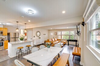 5123 Boulder Dr in Oxon Hill, MD - Building Photo - Building Photo