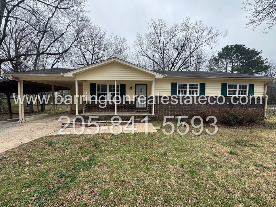 544 Karey Dr in Center Point, AL - Building Photo